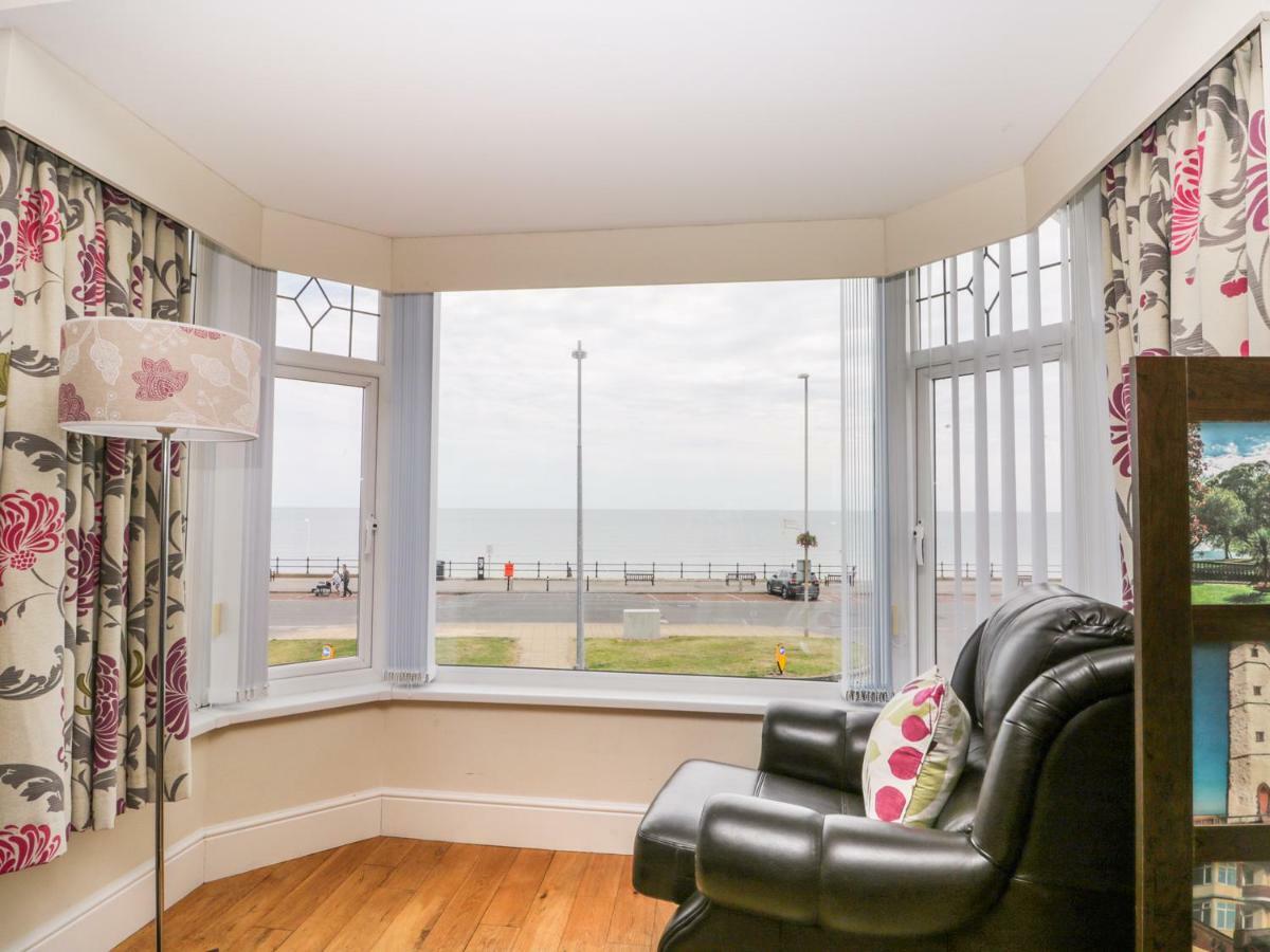 The Gansey Girl Apartment Bridlington Bagian luar foto